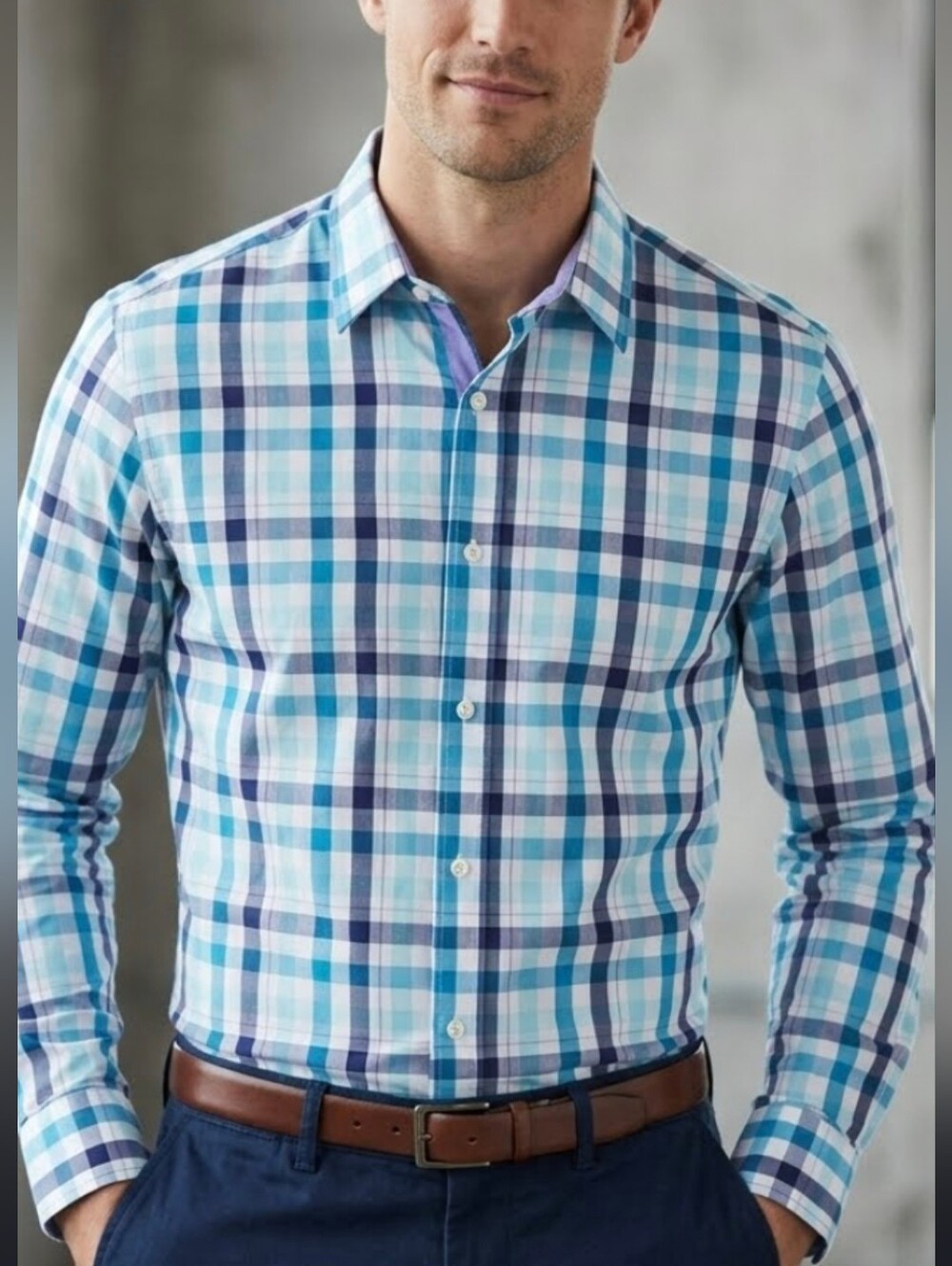 Banana Republic Men's Light Blue and Navy Plaid Button-Down Shirt